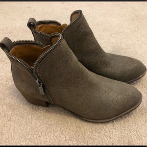 Lucky Brand Bartalino Booties Women U.S. Size 5.5